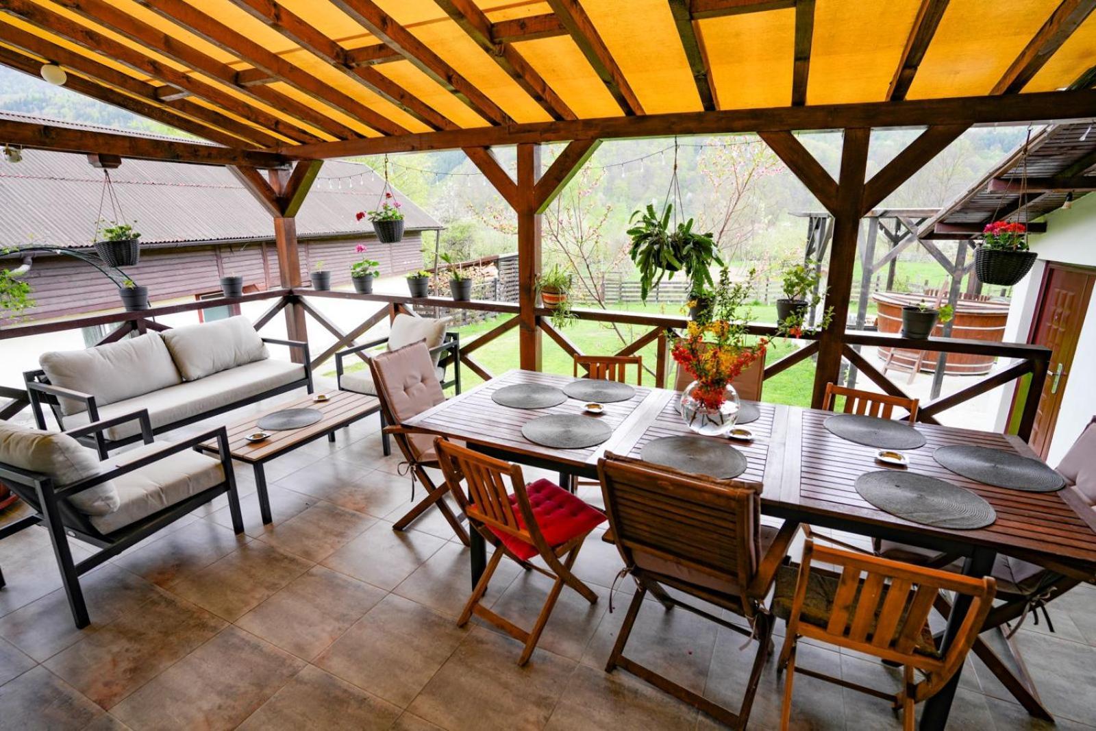 Vila Passiflora Dragoslavele Exterior foto